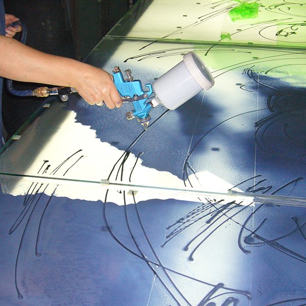 Airbrush | Glasmalerei DERIX GLASSTUDIOS Airbrush Glasmalerei